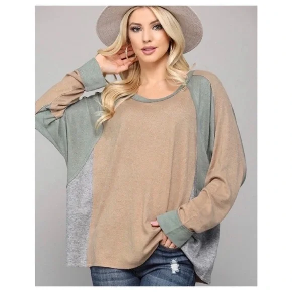 Mixed Color Block Loose Fit Top - Picture 1 of 3